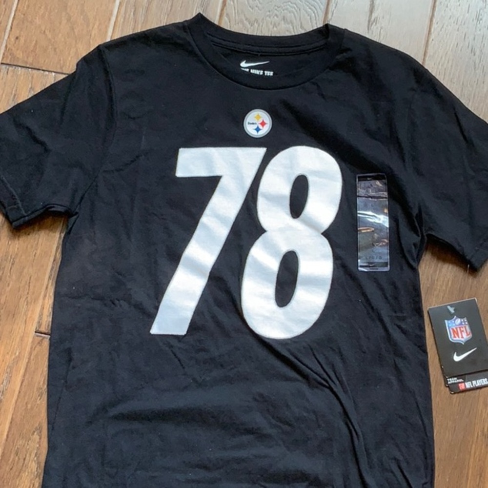 Nike Pittsburg Steelers #78 tee. NWT Youth Large UNISEX